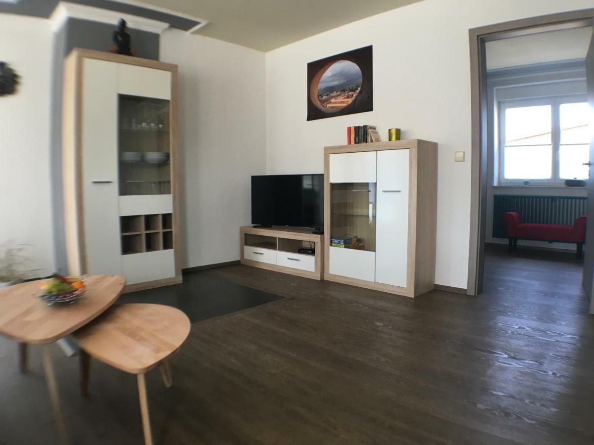 Ferienwohnung Alte B3 灵斯海姆 外观 照片